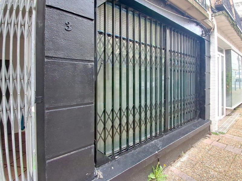 Local commercial - 21 m² - 1 pièce
