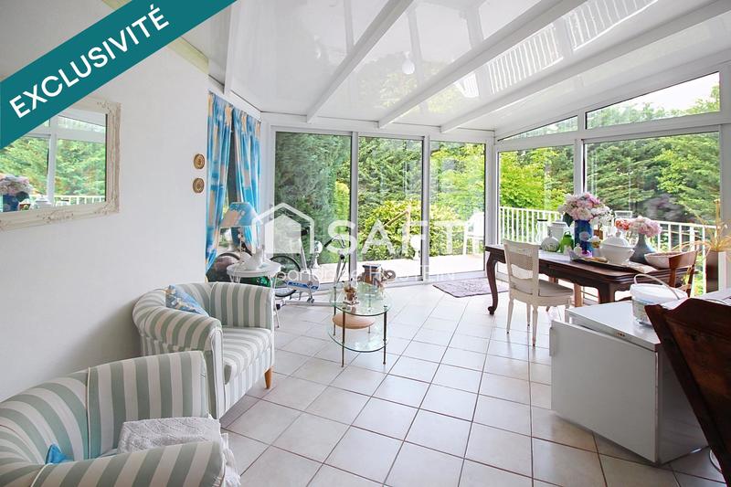 Maison - 223 m² - 8 pièces