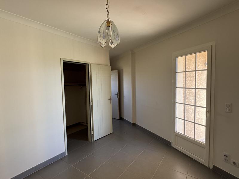 Villa - 141 m² - 6 pièces