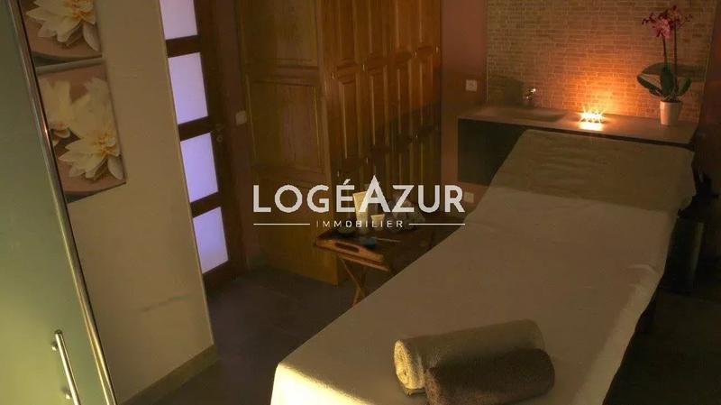 Fonds de commerce - 66 m²