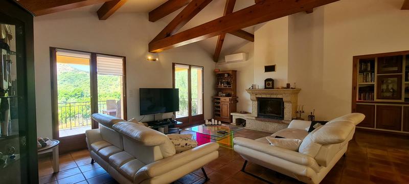 Maison - 144 m² - 5 pièces