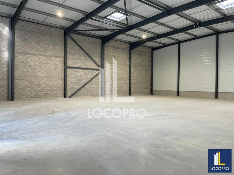 Local d'activité / Entrepôt - 510 m²