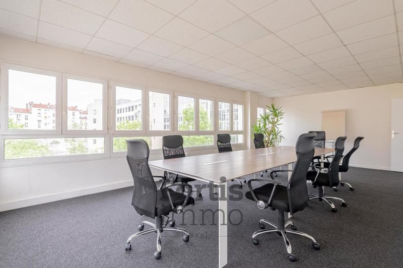 Bureau - 547 m² - 8 pièces