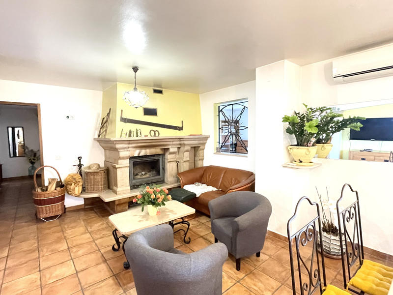 Appartement - 135 m² - 6 pièces