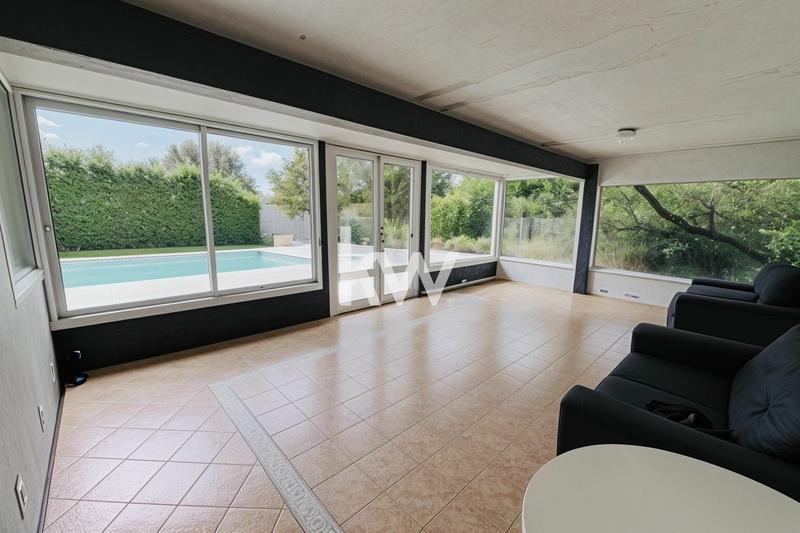 Maison - 190 m² - 9 pièces