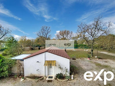 Maison - 250 m² - 13 pièces