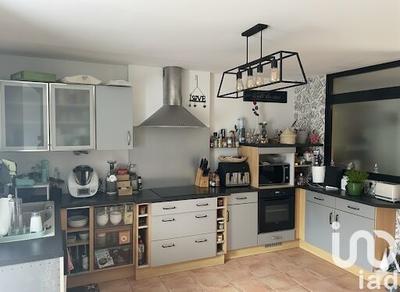 Maison - 245 m² - 10 pièces