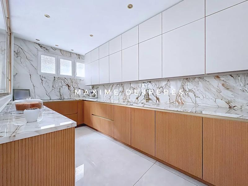 Appartement - 110 m² - 4 pièces