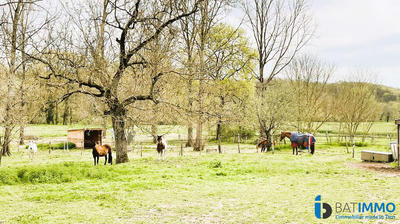 Maison - 180 m² - 6 pièces