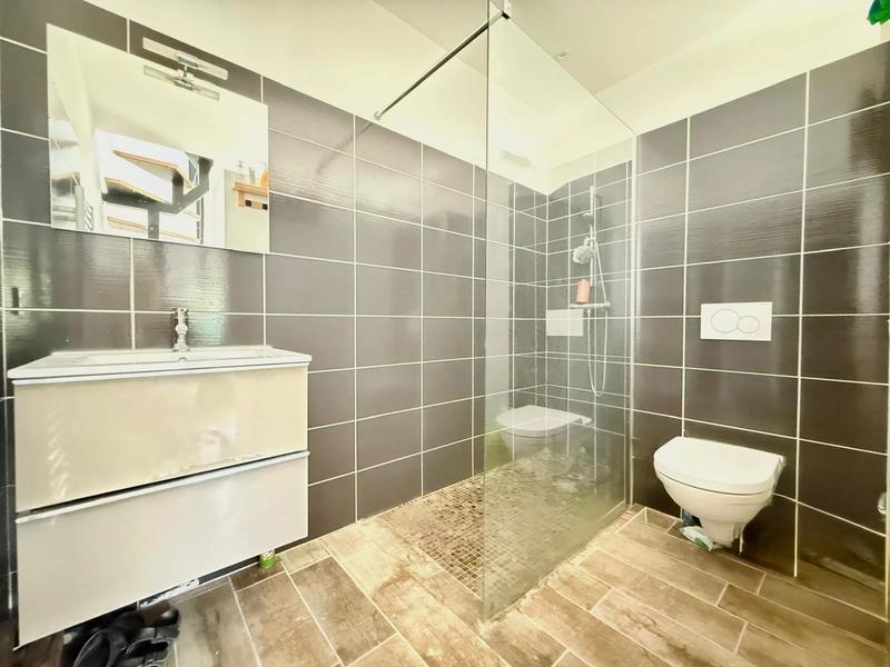 Villa - 167 m² - 7 pièces