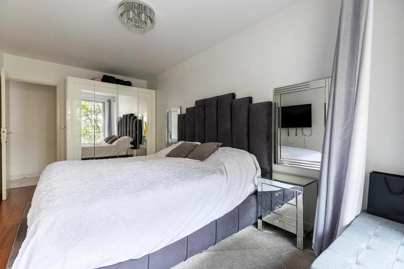 Appartement - 94 m² - 4 pièces