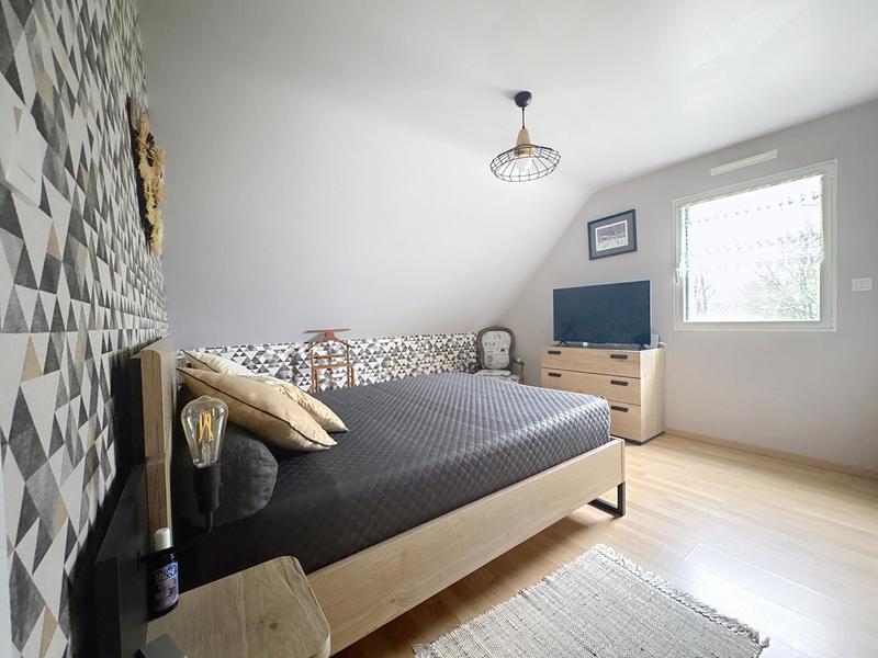 Maison - 200 m² - 7 pièces