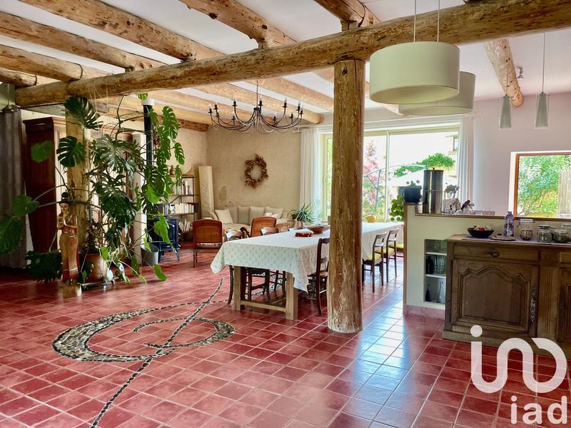 Maison - 470 m² - 11 pièces