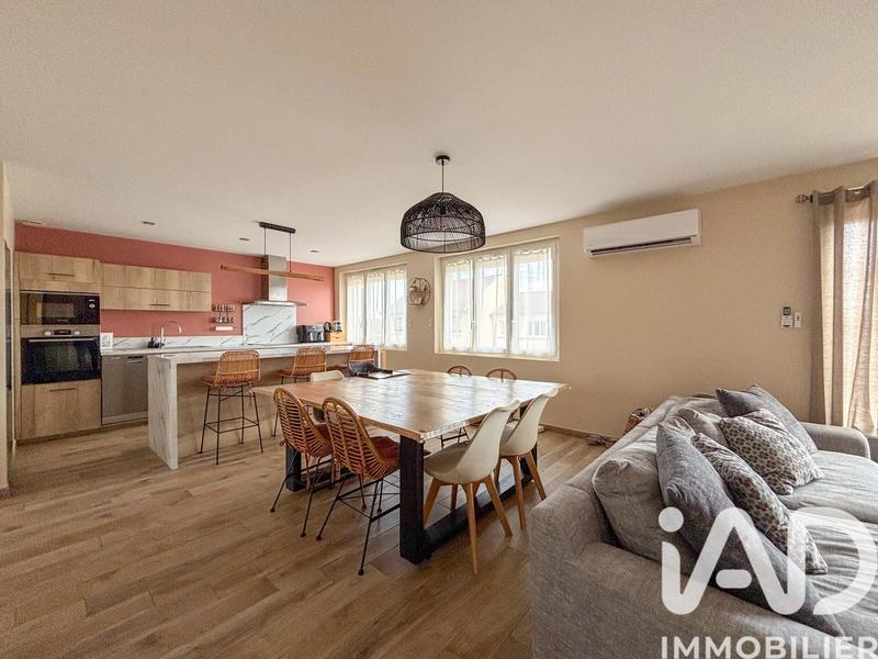 Maison - 98 m² - 4 pièces