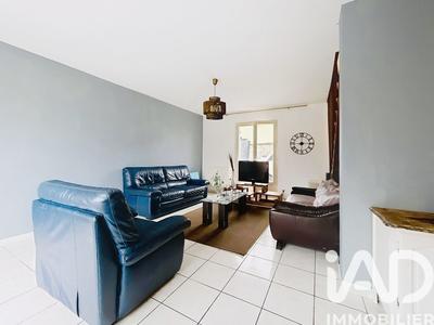 Maison - 87 m² - 5 pièces