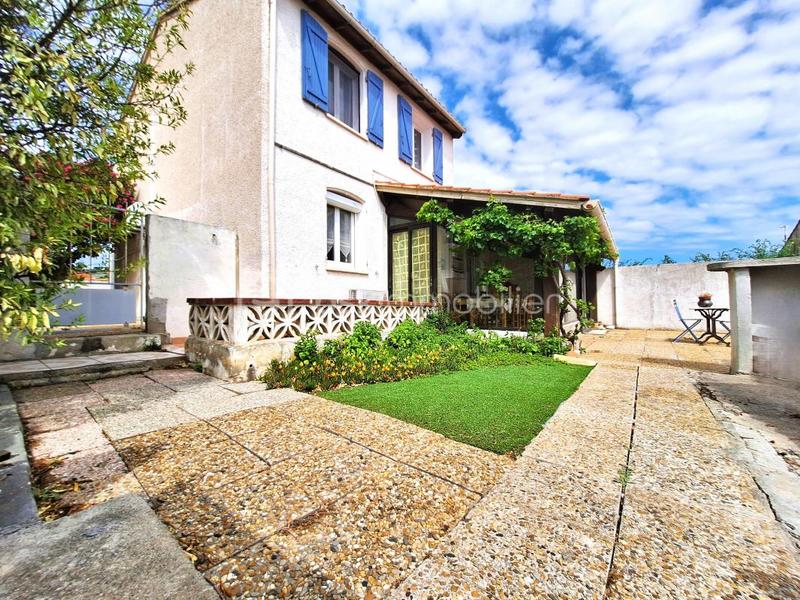 Maison - 90 m² - 4 pièces