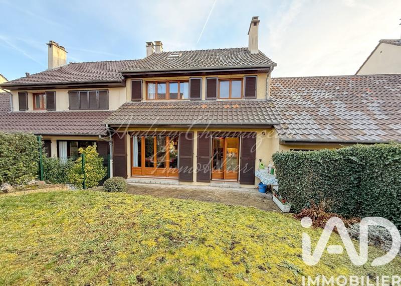 Maison - 123 m² - 7 pièces