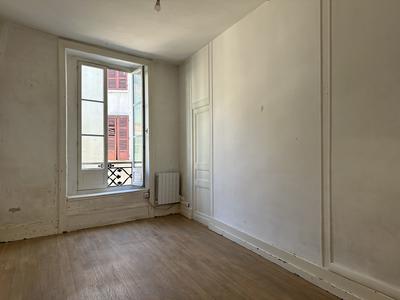 Appartement - 72 m² - 4 pièces