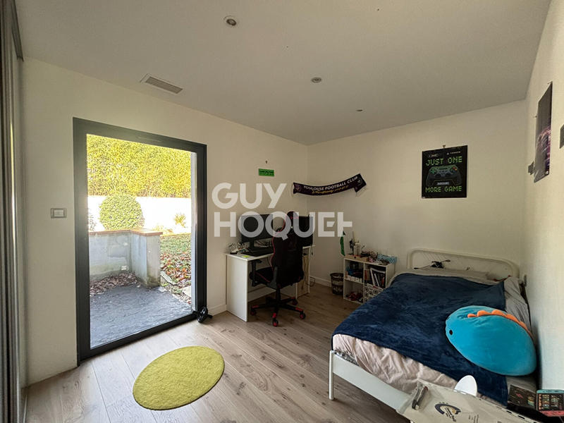 Maison - 251 m² - 8 pièces