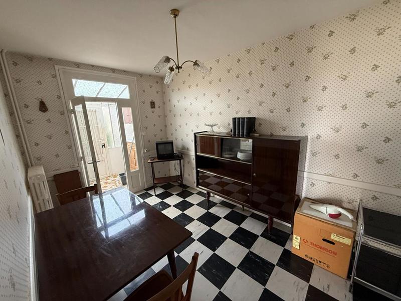 Maison - 83 m² - 4 pièces