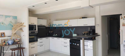 Maison - 99 m² - 4 pièces