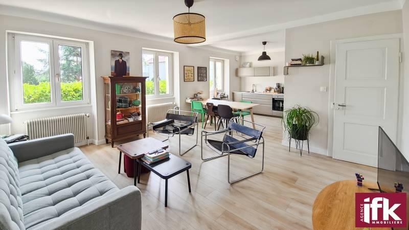 Maison - 86 m² - 5 pièces