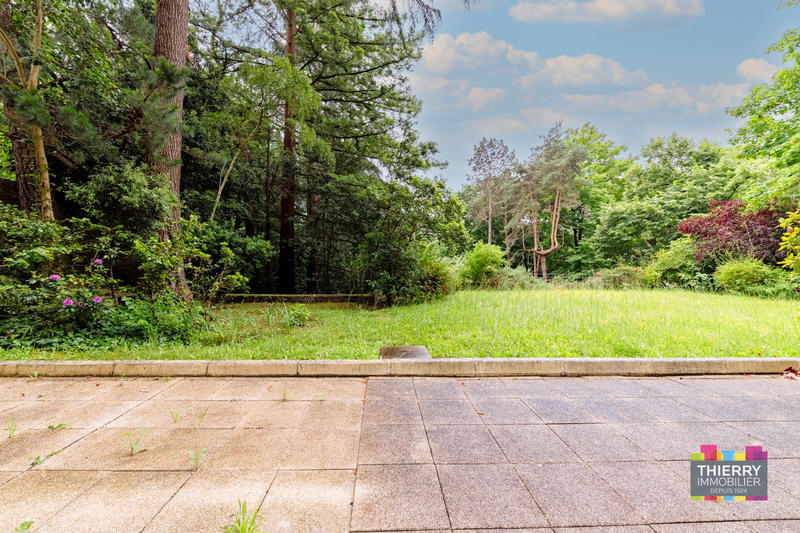 Appartement - 283 m² - 7 pièces