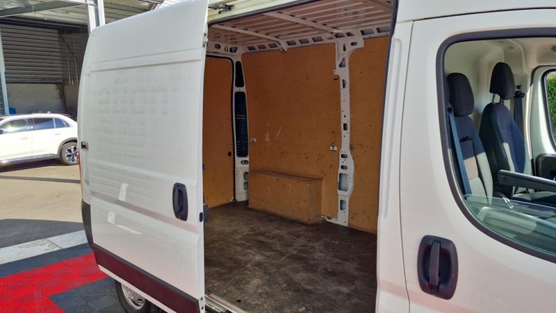 Peugeot Boxer Fourgon Tole 333 L2h2 Bluehdi 140 Ss Asphalt