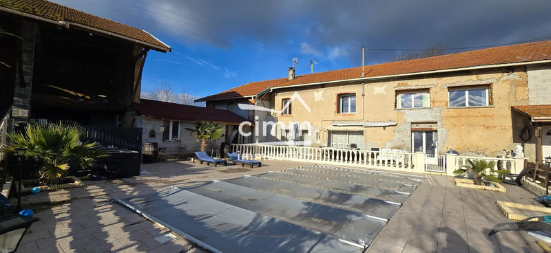 Maison ancienne - 260 m² - 6 pièces