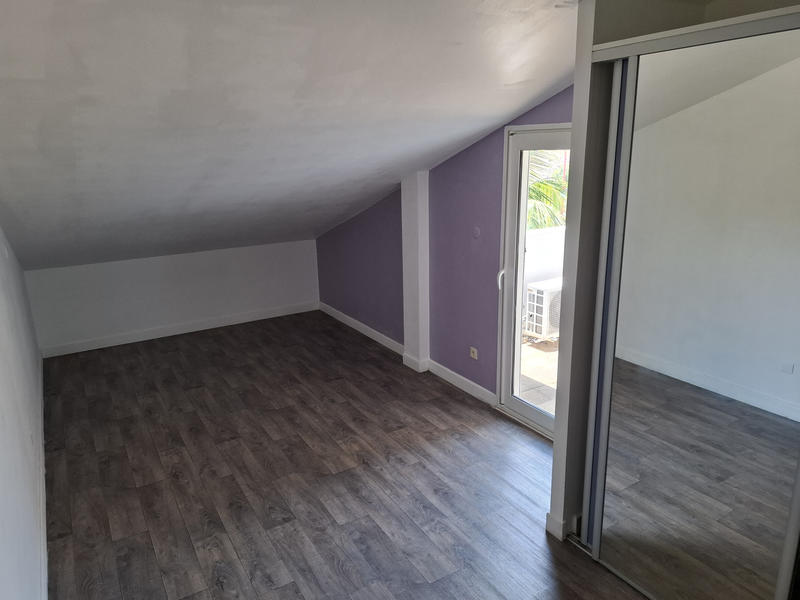 Appartement - 75 m² - 5 pièces