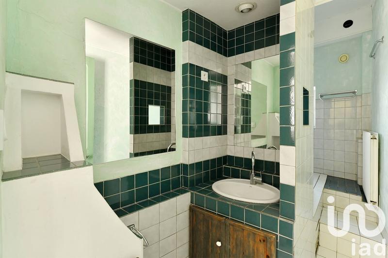 Maison - 202 m² - 8 pièces