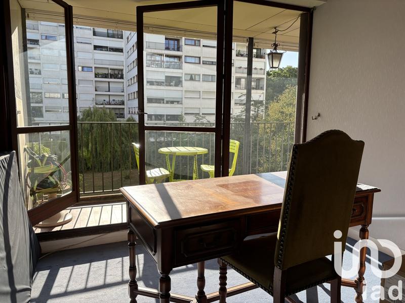 Appartement - 90 m² - 4 pièces