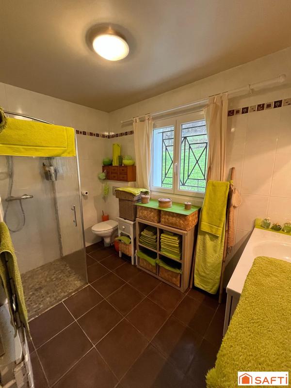 Maison - 152 m² - 7 pièces