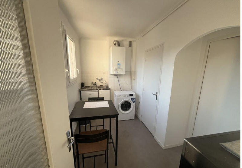 Studio - 28 m² - 1 pièce