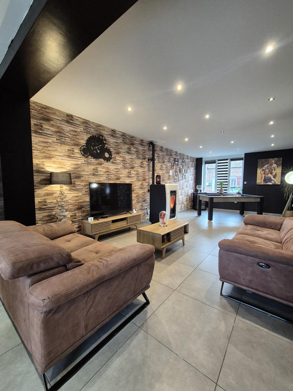 Maison - 160 m² - 6 pièces