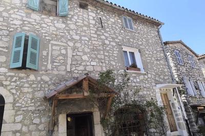 Appartement - 100 m² - 3 pièces