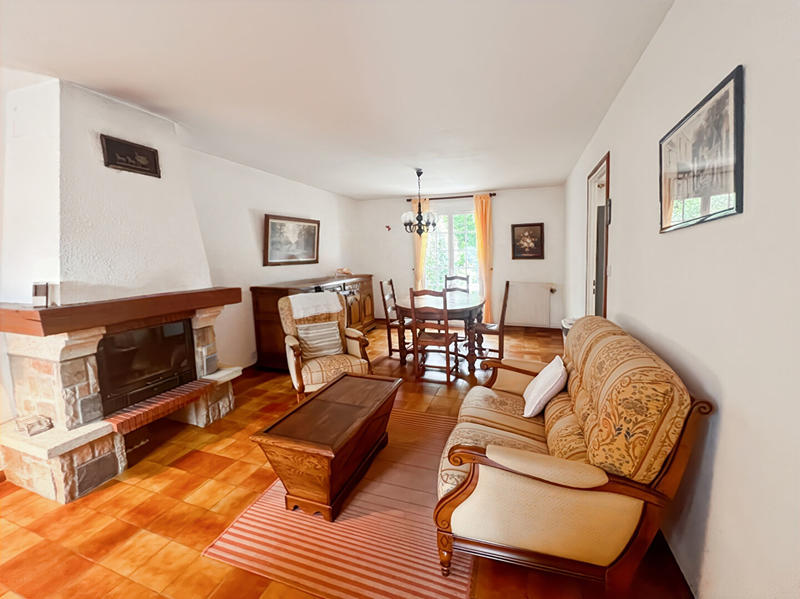 Maison - 86 m² - 5 pièces