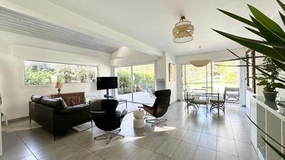 Maison d'architecte - 160 m² - 7 pièces