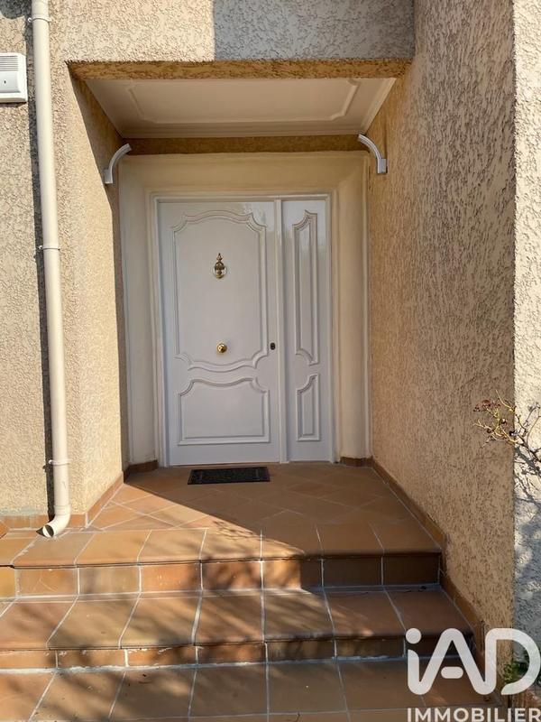 Maison - 267 m² - 5 pièces