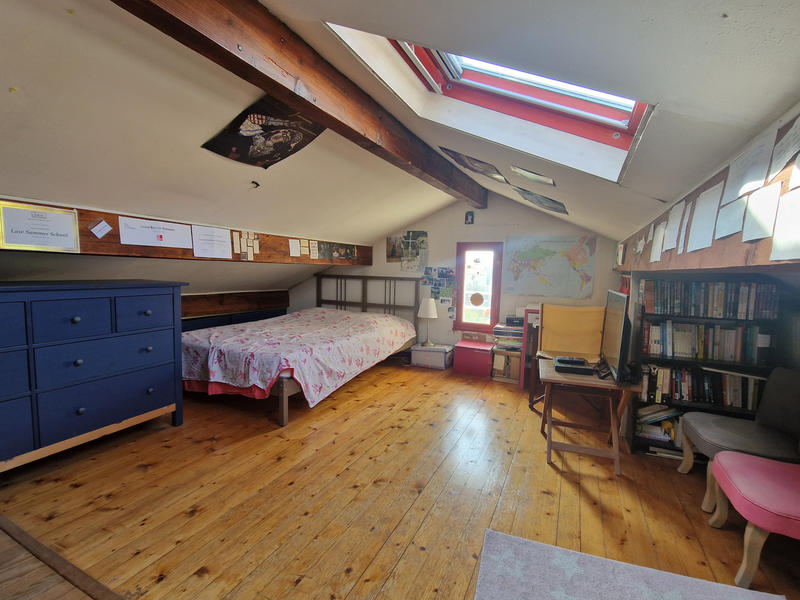 Maison - 101 m² - 5 pièces