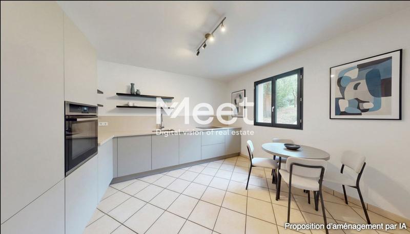 Maison - 82 m² - 4 pièces