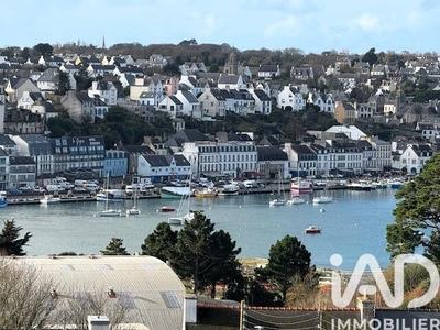 Maison - 148 m² - 9 pièces