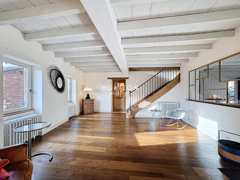 Maison ancienne - 205 m² - 8 pièces