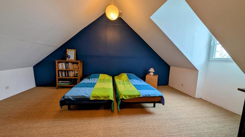 Maison - 218 m² - 9 pièces