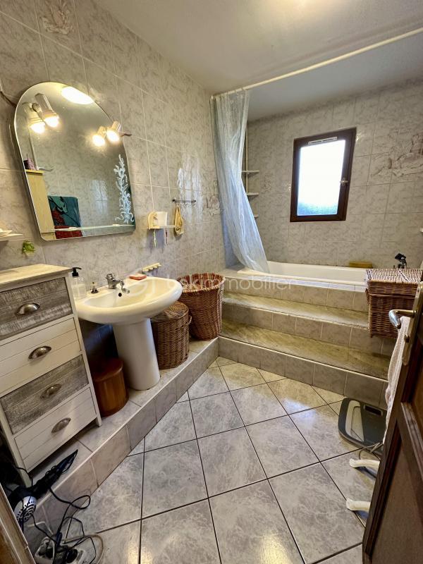 Maison - 146 m² - 5 pièces