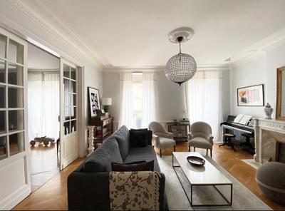 Appartement - 168 m² - 6 pièces