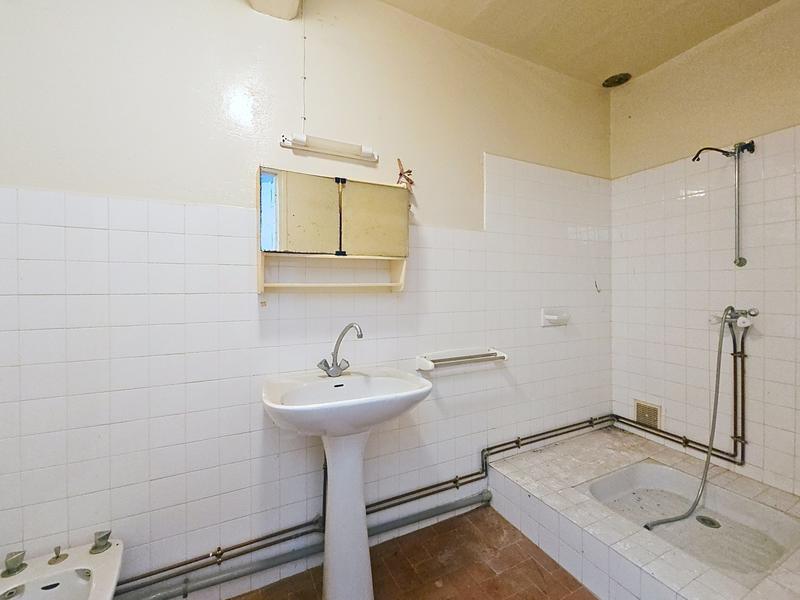 Maison - 204 m² - 10 pièces