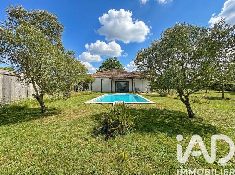 Maison - 208 m² - 5 pièces