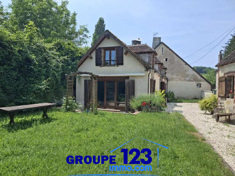 Maison - 90 m² - 4 pièces