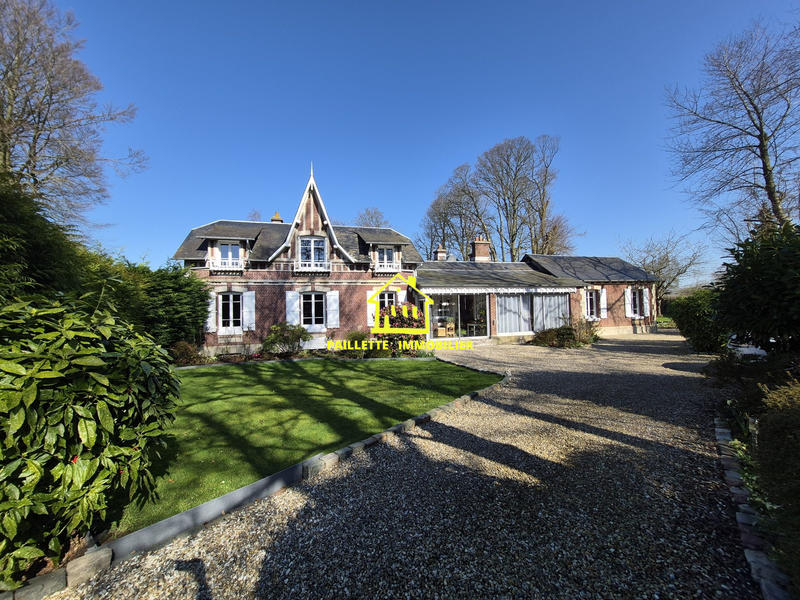 Maison - 262 m² - 7 pièces